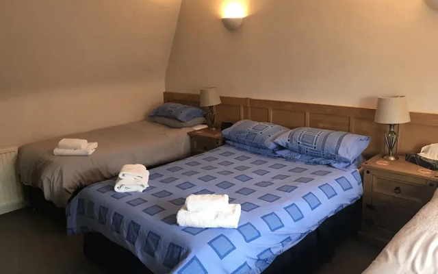 The Black Swan Hotel