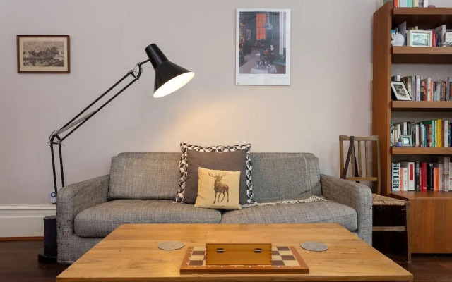 2 Bedroom Flat In Herne Hill With Garden