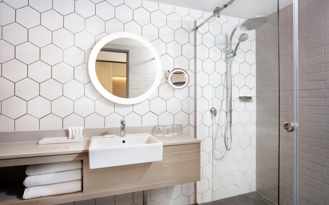 Crowne Plaza Alice Springs Lasseters by IHG