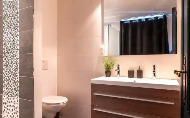 The Rose Suites