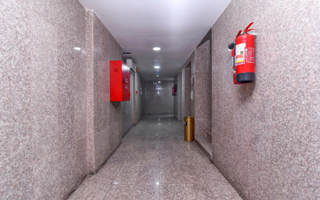 OYO 426 Royal Al Khaleej Furnished Apartments