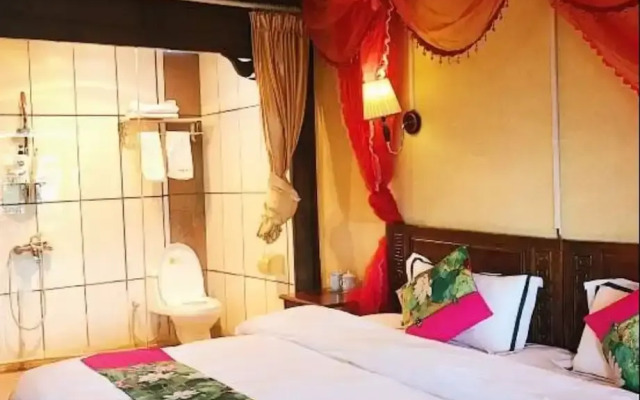 Lijiang Shanju Zuihuayin Inn