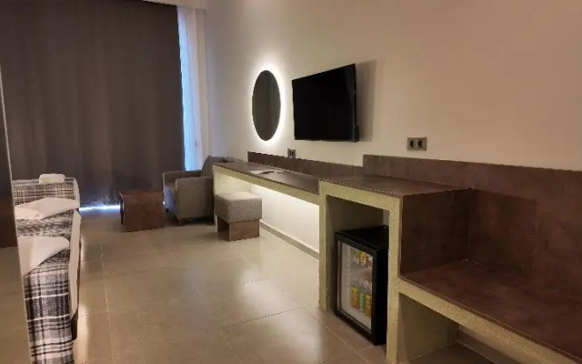 PALEMON Resort & Spa.