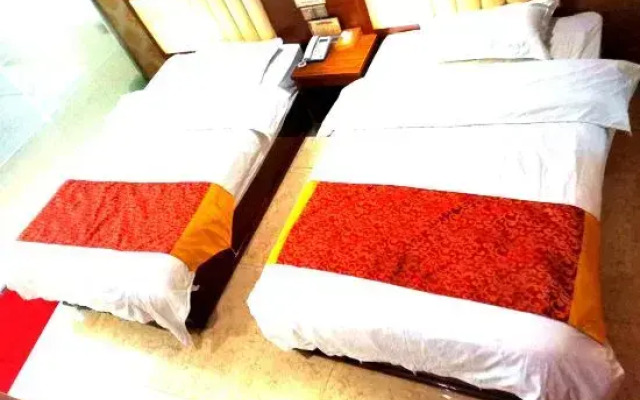 Shenqiu Golden Apple Hot Spring Hotel