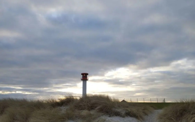 Birklund Modern Retreat