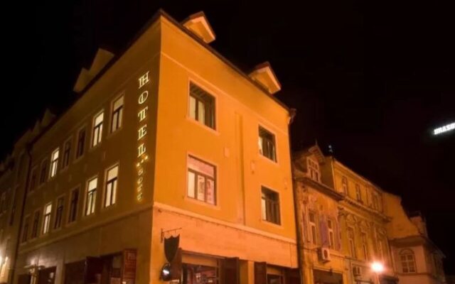Hotel Gott