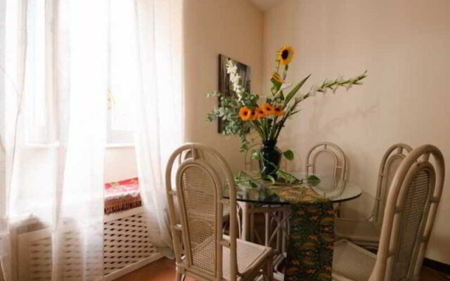 Imperial Fora Spacious Apartment