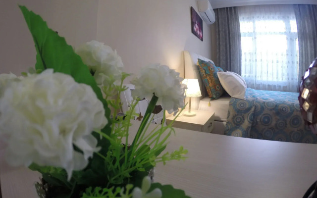 Atam Hotel & Suites