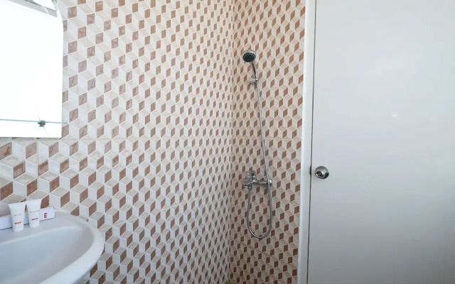 Griya Rw Family Guest House by OYO
