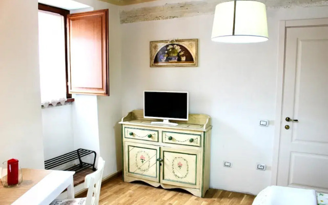 Studio in Gubbio, With Wonderful City View and Wifi