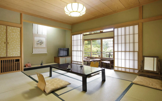 Kusatsu Hotel