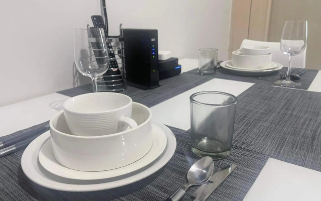 Sea Residences MOA Arena, SMX 1BR free wifi & Netflix