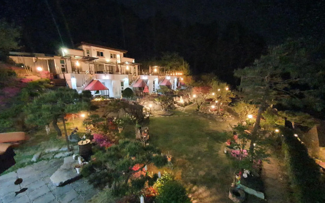Gapyeong moisty pension