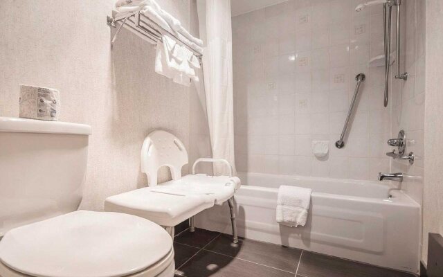 Quality Inn