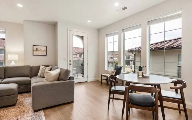 Red Rock Adventures 4 Bedroom Townhouse