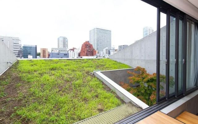 Grass Bldg