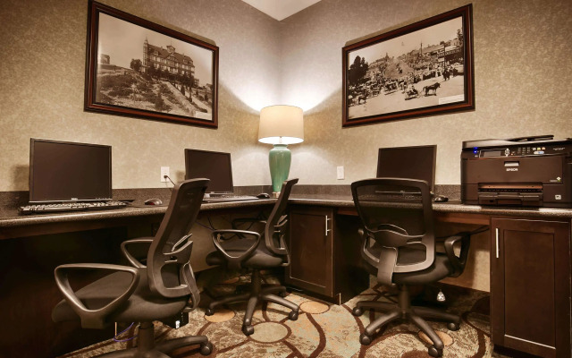 Best Western Plus Oceanside Palms