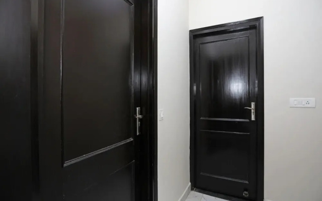 Hotel Diplomat Regency by OYO Rooms