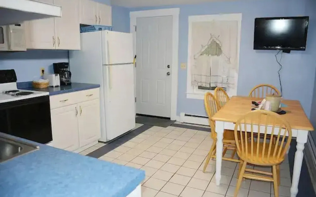 Beau Rivage Motel