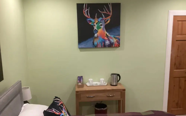 Taigh Sealladh Fèidh B&B