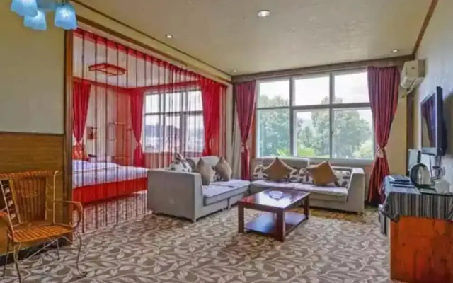 Kai Yue Business Hotel