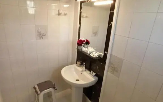 Wave Marathias Apartments