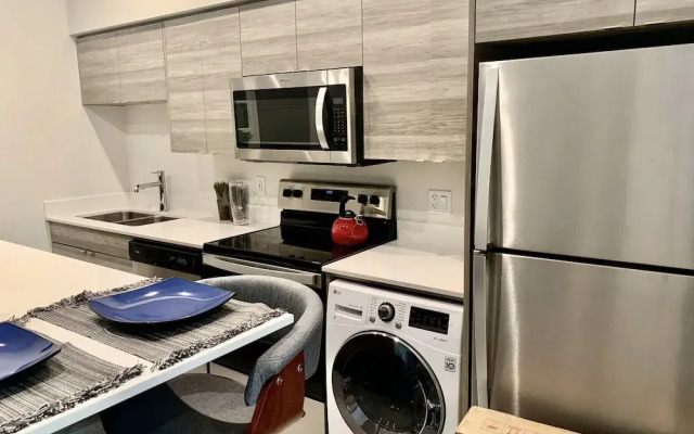 Romantic Lakeside Studio Suite