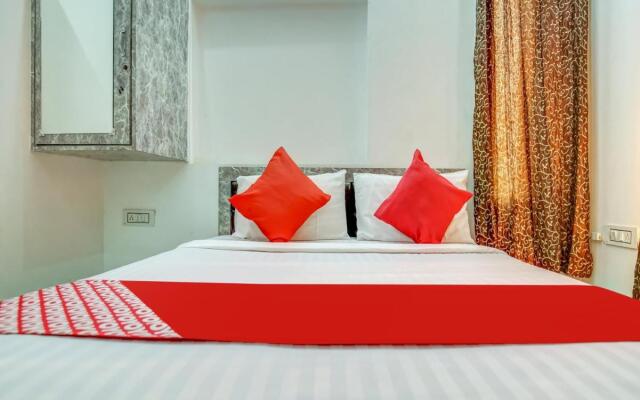 OYO 80485 Laser Tower Home Stay