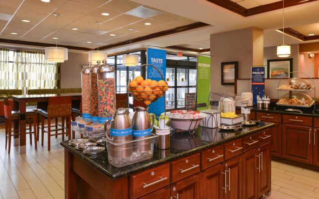 Hampton Inn College Park