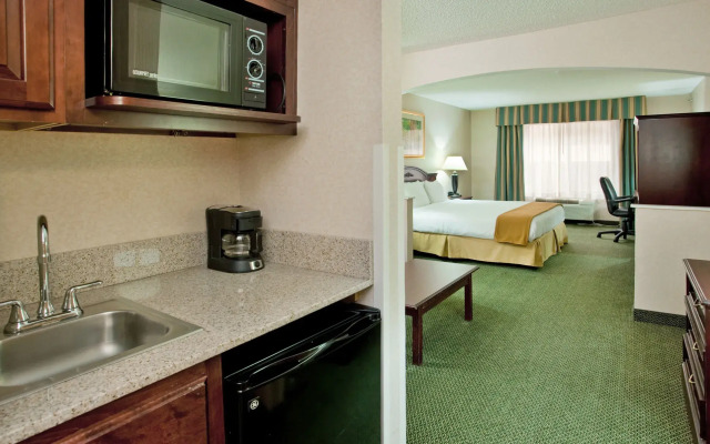 Holiday Inn Express & Suites - O'Fallon /Shiloh by IHG
