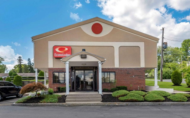 Econo Lodge Dewitt I-90