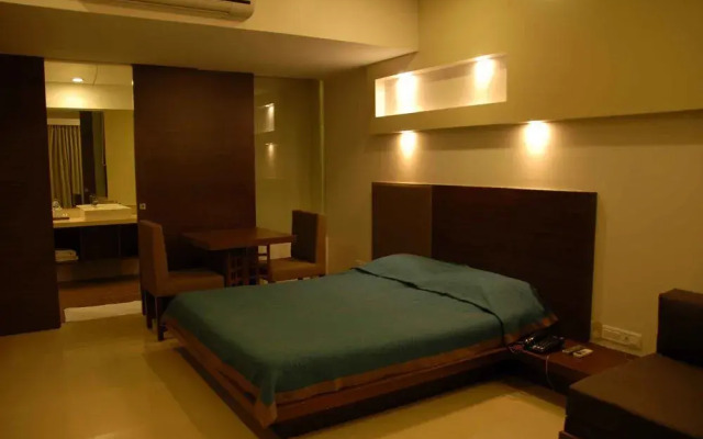 Silver Sands Beach Resort