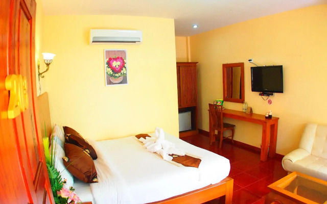 Ruen Narisra Resort