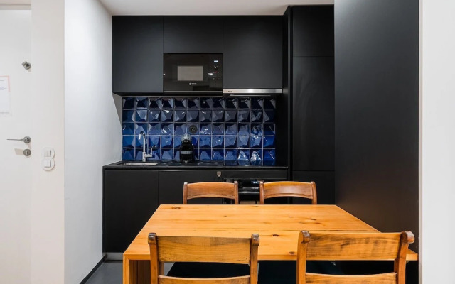 GuestReady - Sliding Doors