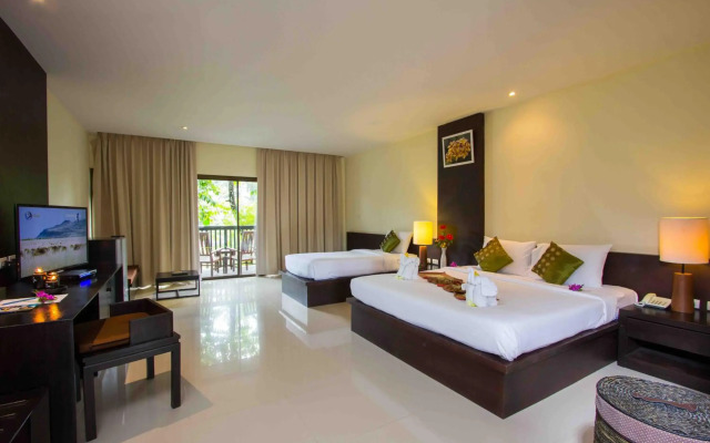 Palm Galleria Resort