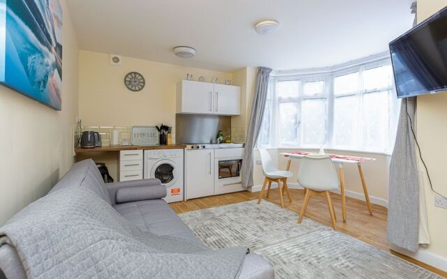 Luxury Burgess Apartments