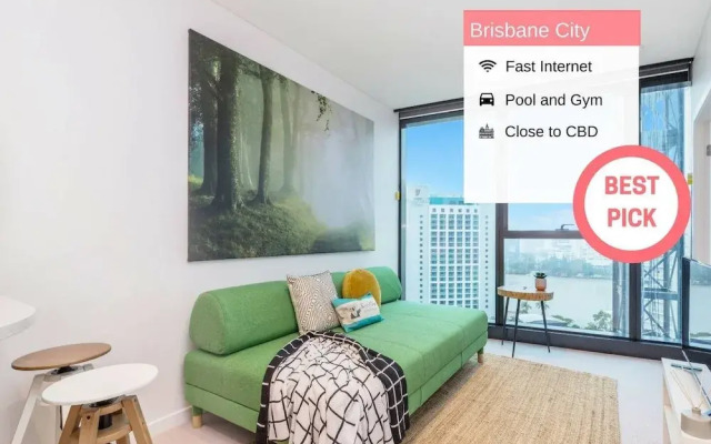 SKY Heart of BNE City 2bed APT Pool& Gym Qbn222-18