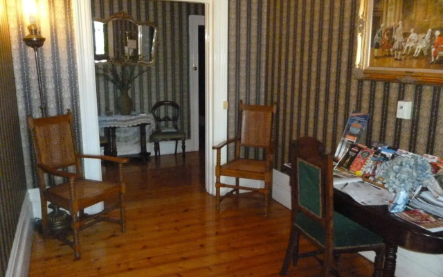 Windmill Hill Lodge