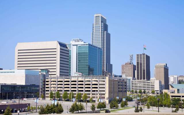 Cambria Hotel Omaha Downtown