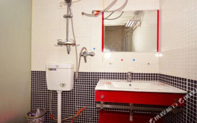 Shangchengshi Apartment