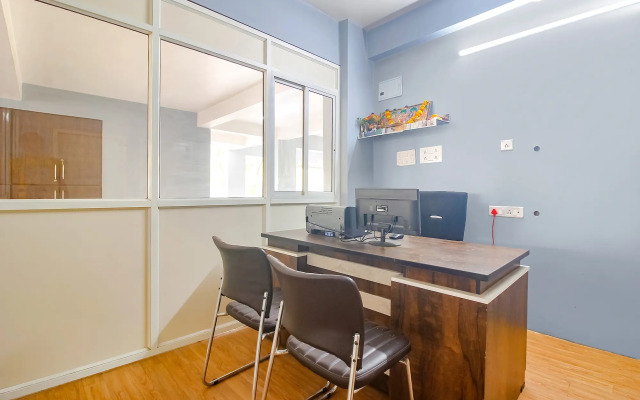 Fabhotel Corner Courtyard- Nr KIMS Hospital, Kondapur