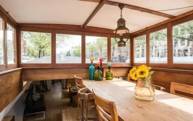 Houseboat Prince William & Houseboat Prince Arthur