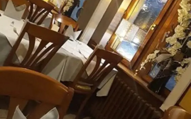 Hotel Restaurant Moderne Bellavi