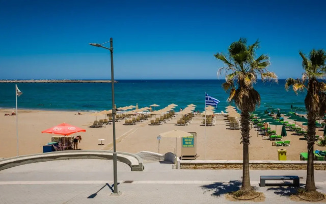 Theo Beach Hotel Apartments