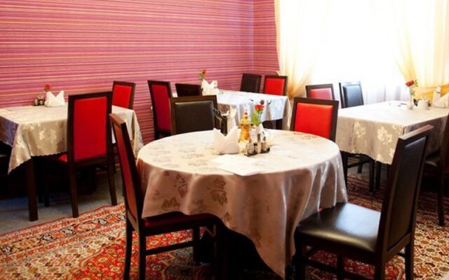 Irshad Hotel