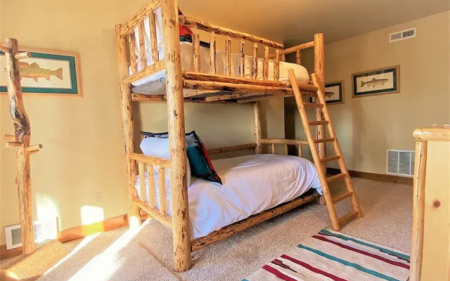 Rc1987 Montana Mountain Hideaway