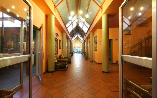 Kalahari Arms Hotel