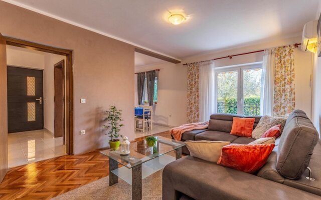 Stunning Home in Fazana With Wifi and 2 Bedrooms