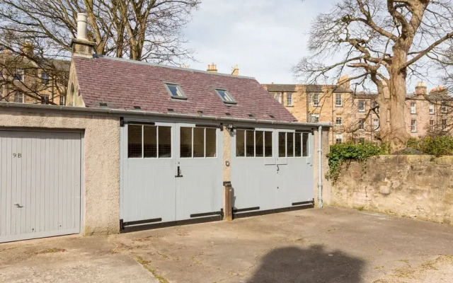 Silver Lining - Mile Apartments