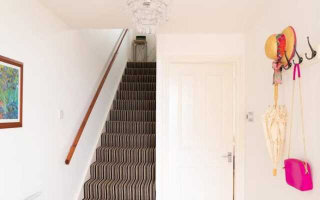 Dunedin House Huntly